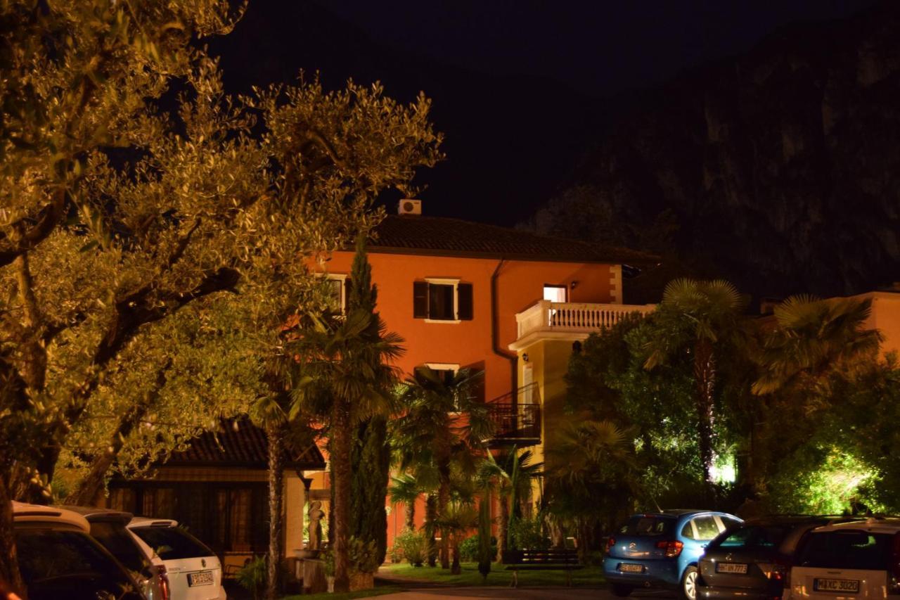 Residence Segattini Рива-дель-Гарда Экстерьер фото