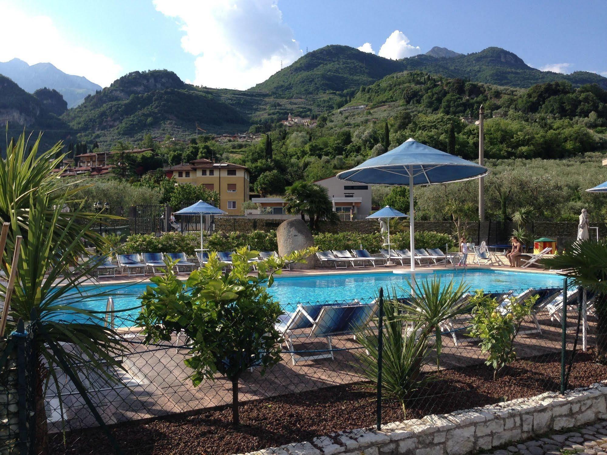 Residence Segattini Рива-дель-Гарда Экстерьер фото